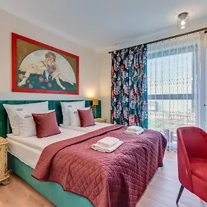  Apartment Granaria Premium Riverside & Parking By Downtown